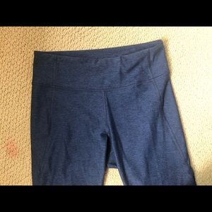 Outdoor Voices navy leggings, size S